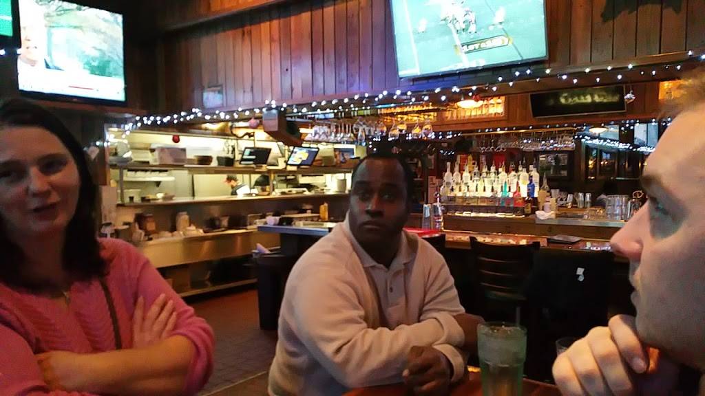 Millers Ale House - Chicago Lombard | restaurant | 455 E Butterfield Rd, Lombard, IL 60148, USA | 6302413371 OR +1 630-241-3371