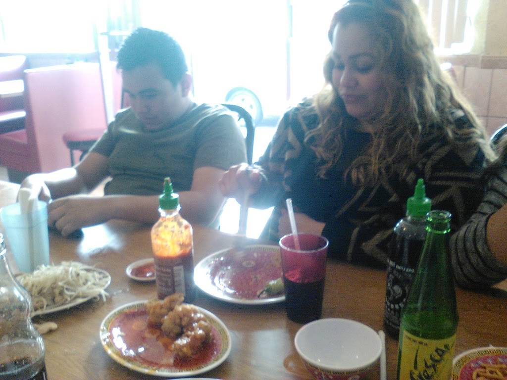 LA VILLA | restaurant | Av Abraham Gonzales 3244, Francisco Villa, 22615 Tijuana, B.C., Mexico | 016644496232 OR +52 664 449 6232