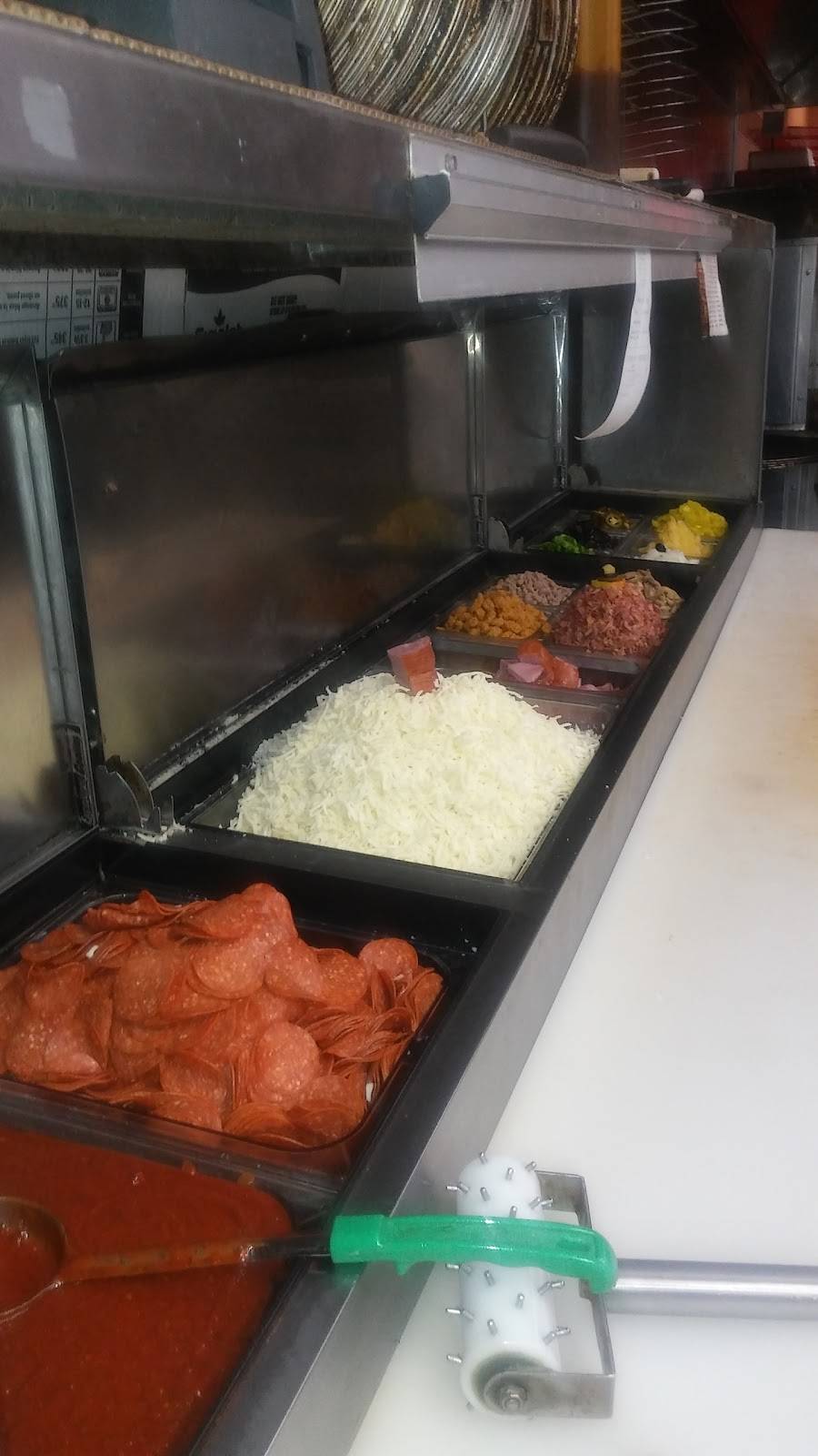 Happys Pizza | meal delivery | 140 Gratiot Ave, Mt Clemens, MI 48043, USA | 5864653333 OR +1 586-465-3333