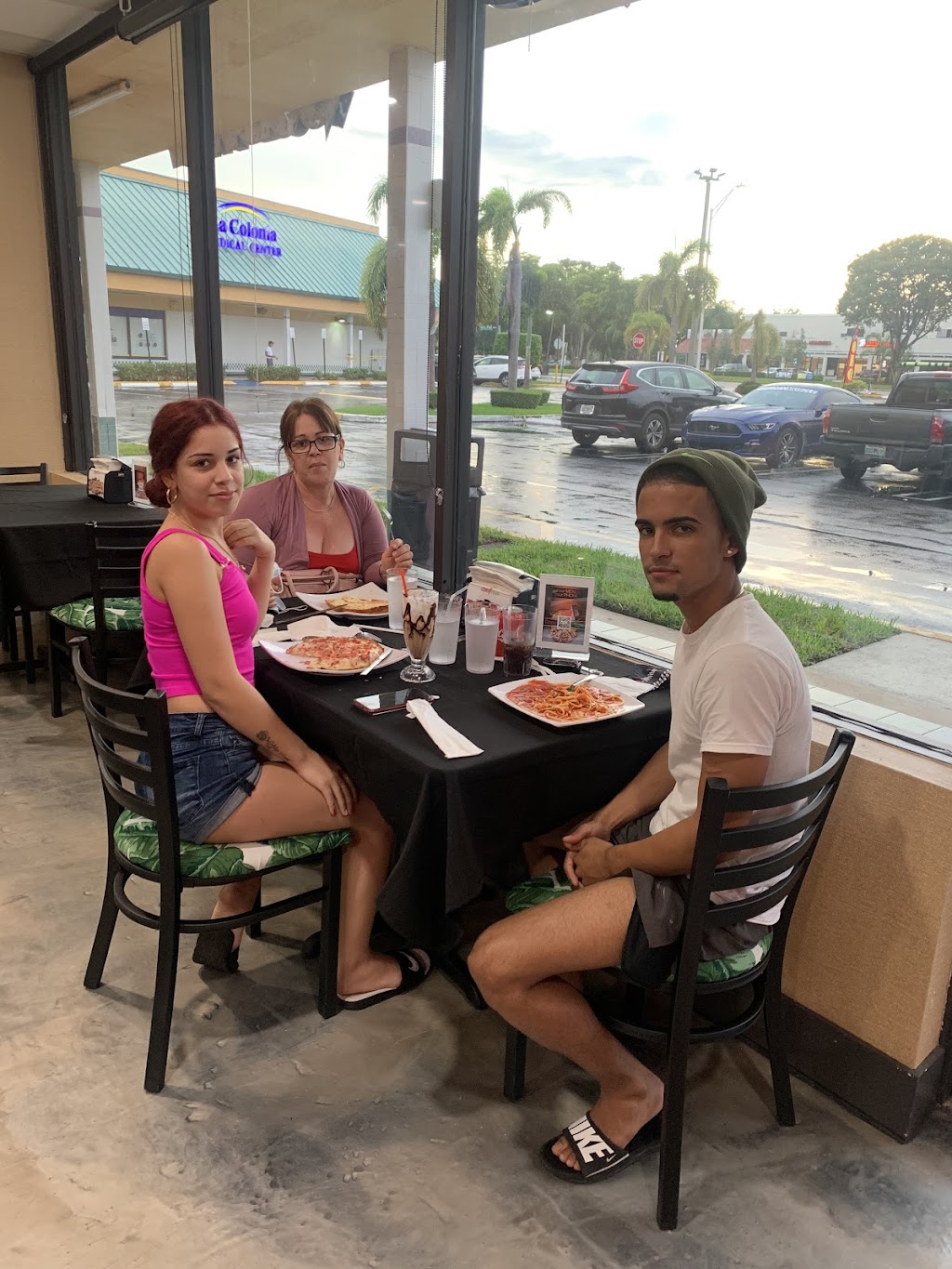 conopizzakendall | restaurant | 5791 SW 137th Ave, Miami, FL 33183, USA | 7867708212 OR +1 786-770-8212