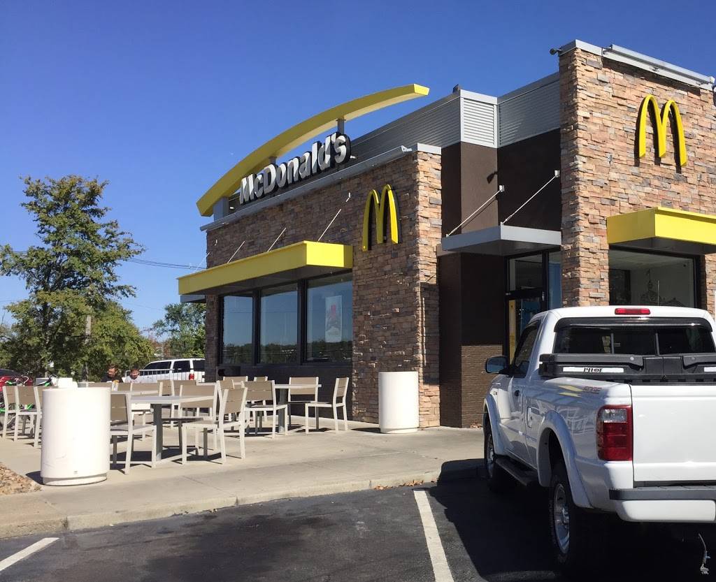 McDonalds | cafe | 701 W Locust St, Boonville, IN 47601, USA | 8128971168 OR +1 812-897-1168