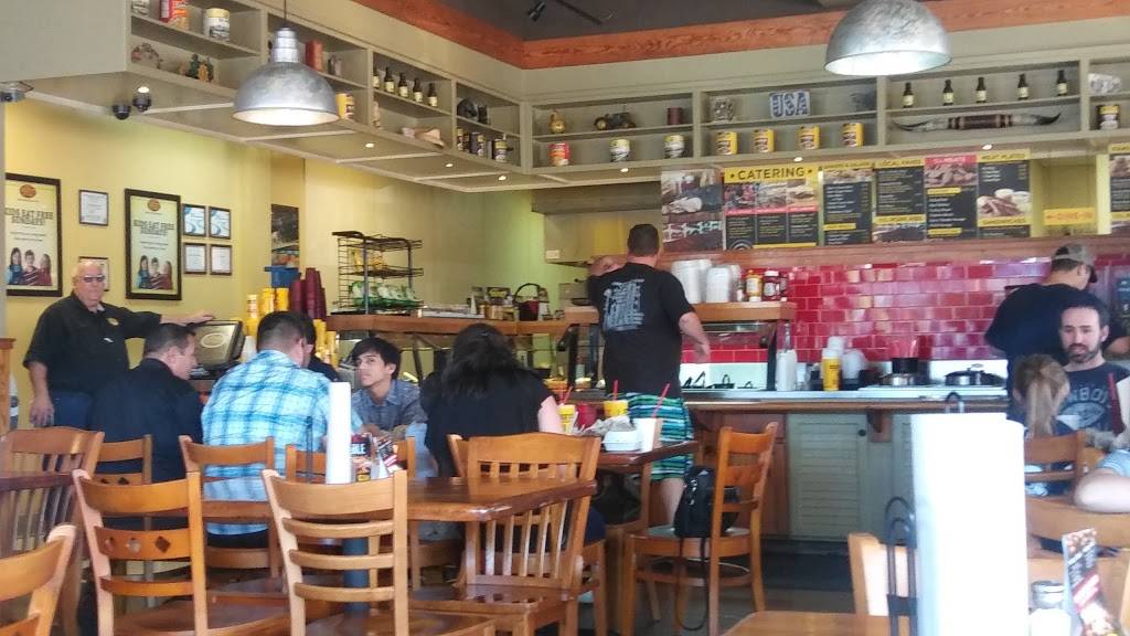 Dickeys Barbecue Pit | restaurant | 1224 N Highway 377, #221, Roanoke, TX 76262, USA | 8174913100 OR +1 817-491-3100