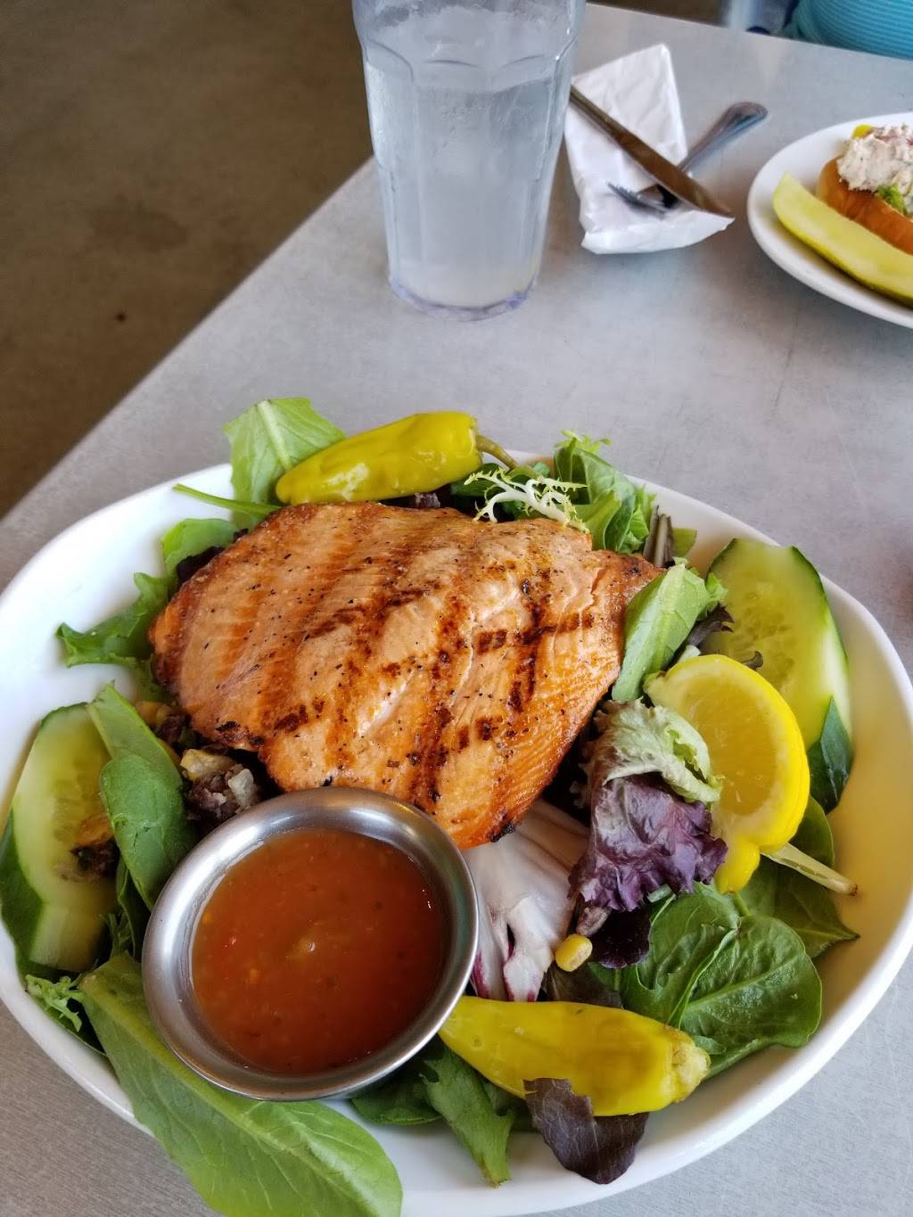 Daiquiri Deck St. Armands Circle | restaurant | 325 John Ringling Blvd, Sarasota, FL 34236, USA | 9413883325 OR +1 941-388-3325