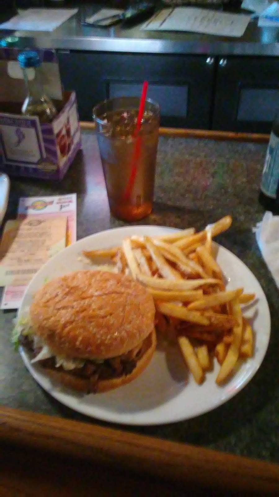 Larkins Restaurant | restaurant | 301 W Main St, Lowell, MI 49331, USA | 6168975977 OR +1 616-897-5977