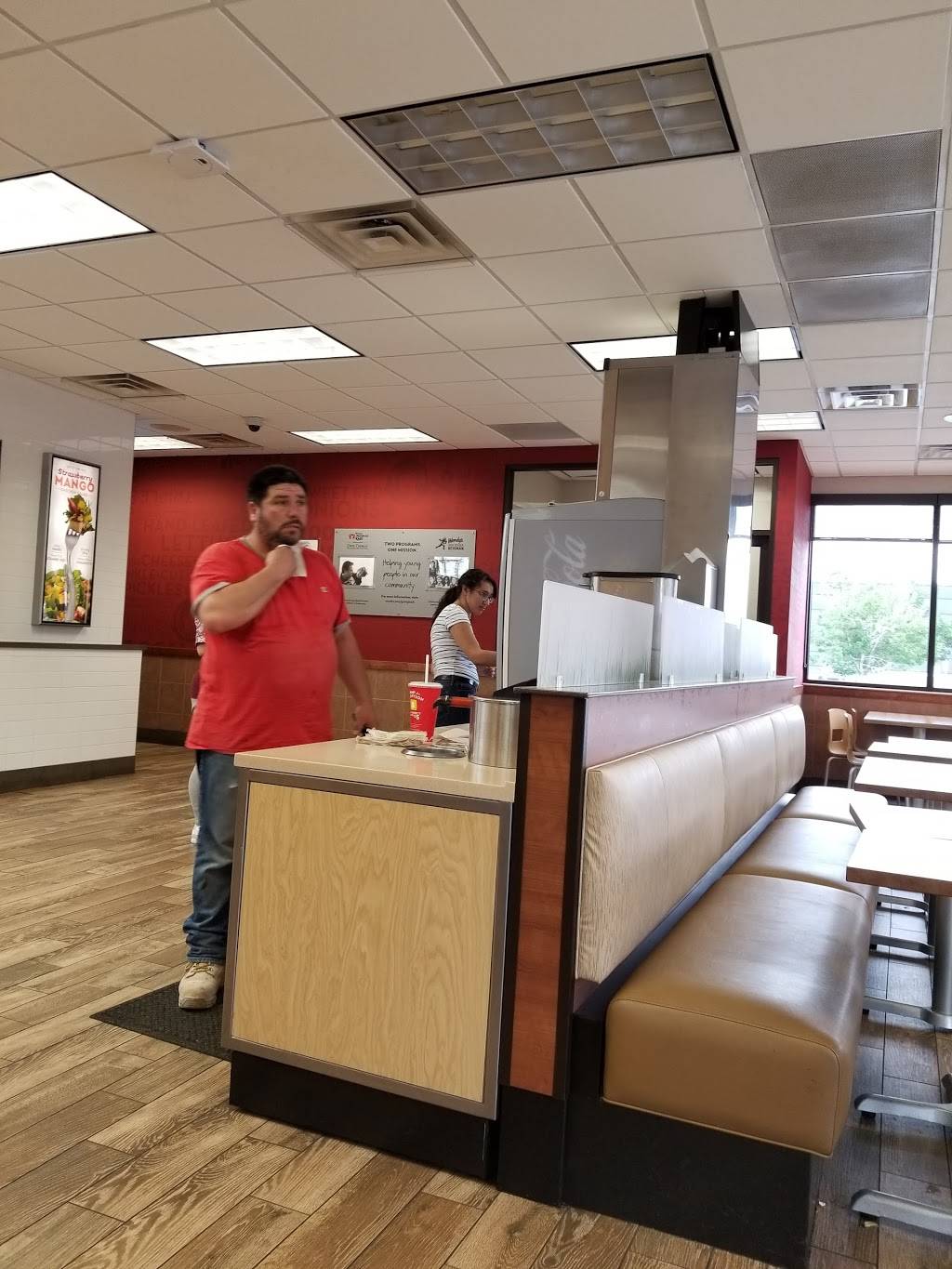 Wendys | restaurant | 515 S Broadway, Denver, CO 80209, USA | 3036981247 OR +1 303-698-1247