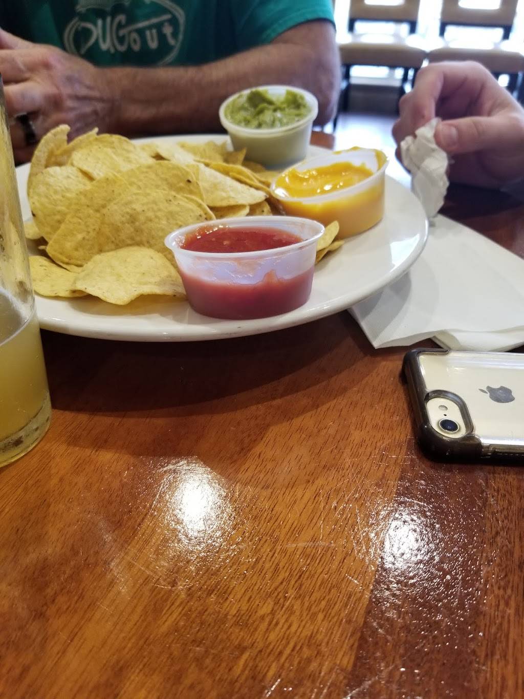 Sporting News Grill | restaurant | 4848 Constitution Ave, Baton Rouge, LA 70808, USA | 2256365347 OR +1 225-636-5347