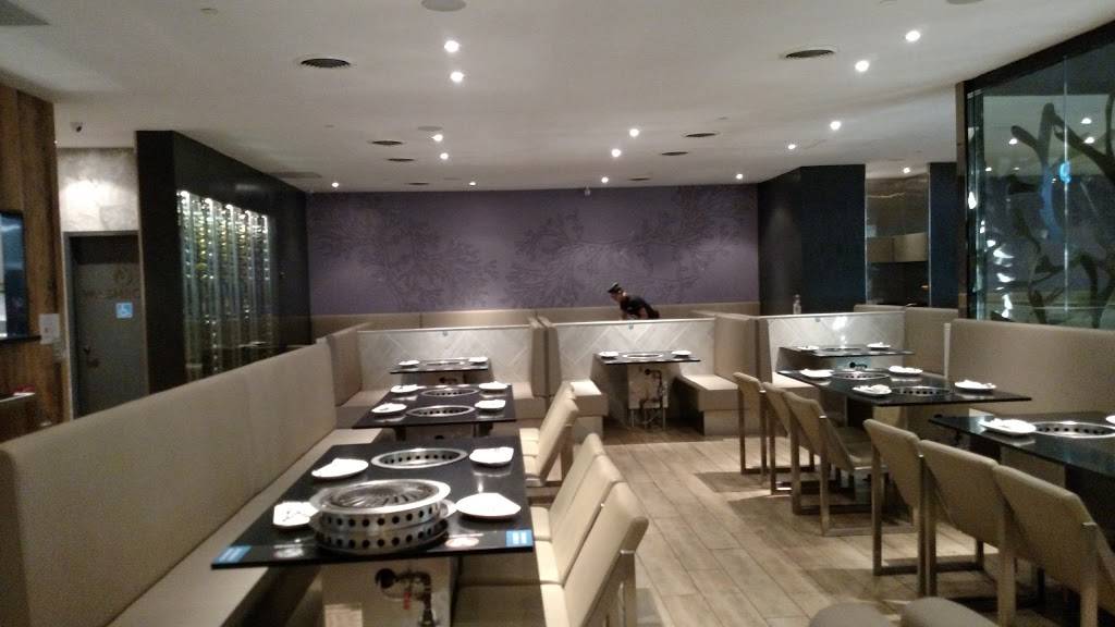 Spring Grill House | restaurant | 1441 Upper James St, Hamilton, ON L9B 1K2, Canada | 9053836868 OR +1 905-383-6868