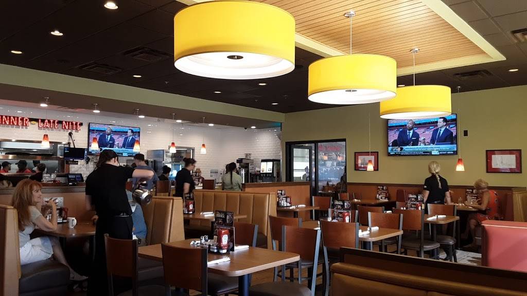 Dennys | meal takeaway | 9220 S Houghton Rd, Tucson, AZ 85747, USA | 5208497017 OR +1 520-849-7017