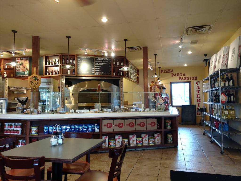 Pietros Neighborhood Pizzeria | restaurant | 2418 Gilmer Rd, Longview, TX 75604, USA | 9032957900 OR +1 903-295-7900