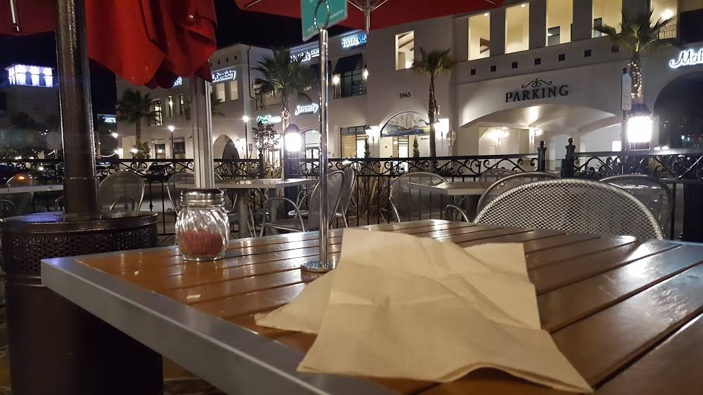 Luna Grill | restaurant | 7825 Highlands Village Pl e105, San Diego, CA 92129, USA | 8585665862 OR +1 858-566-5862