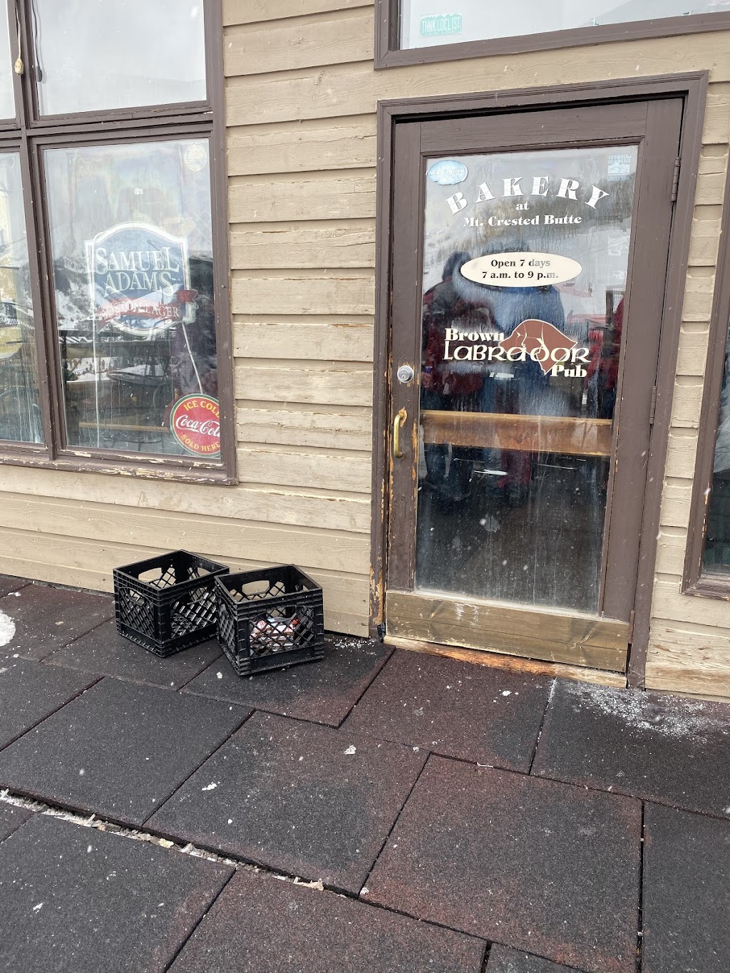 Brown Lab Pub and Bakery | restaurant | 22 Crested Mountain Ln, Crested Butte, CO 81225, USA | 9703494757 OR +1 970-349-4757