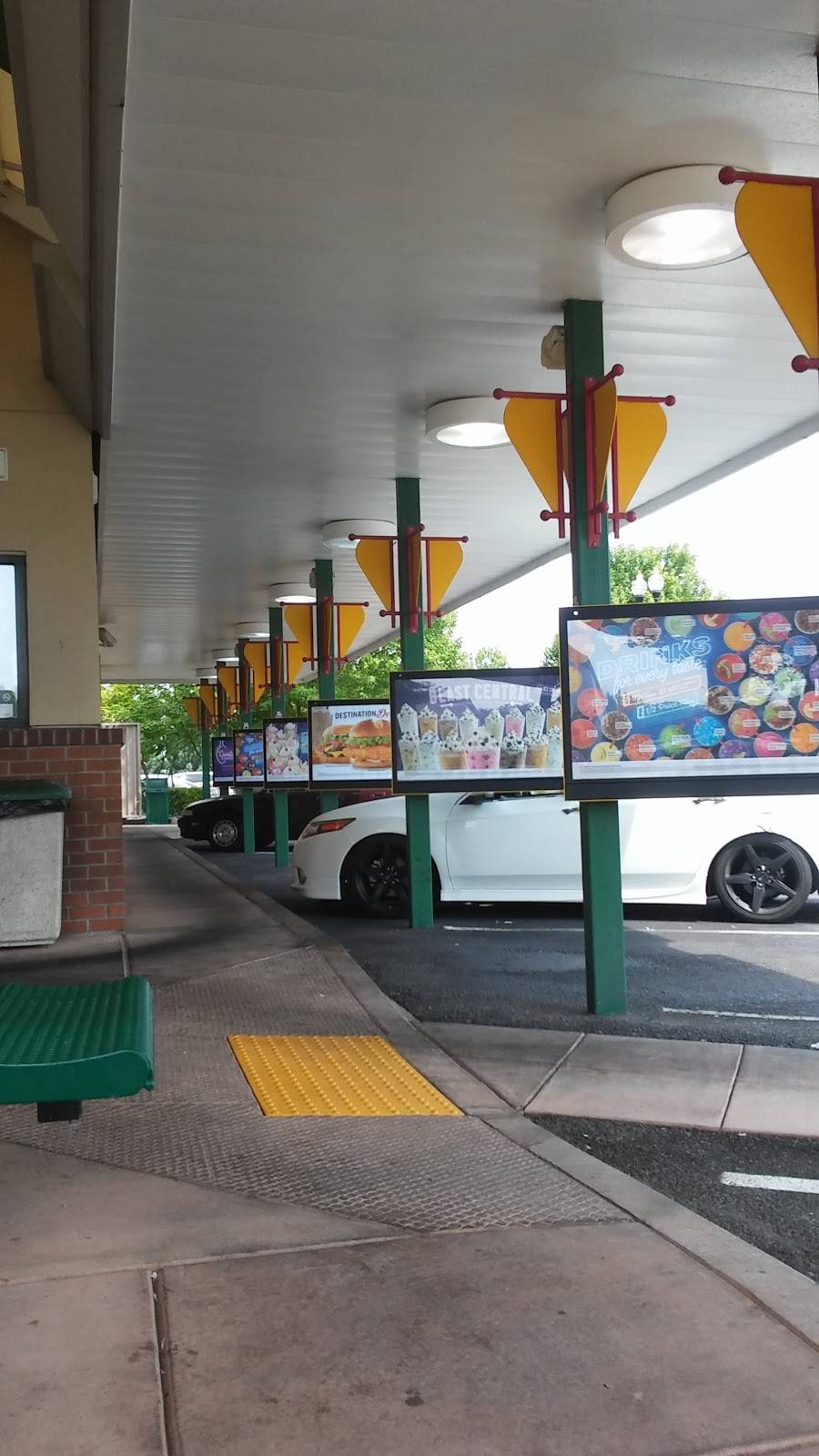 Sonic Drive-In | restaurant | 7380 NE Butler St, Hillsboro, OR 97124, USA | 5036480150 OR +1 503-648-0150