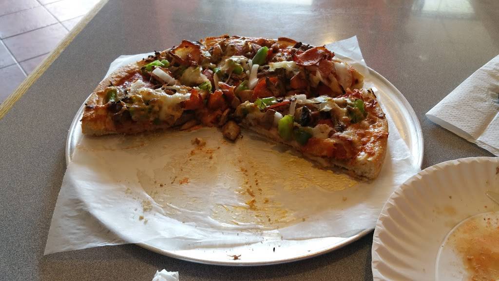 Milanos Pizza | restaurant | 3 Broadway, Concord, NH 03301, USA | 6032243419 OR +1 603-224-3419