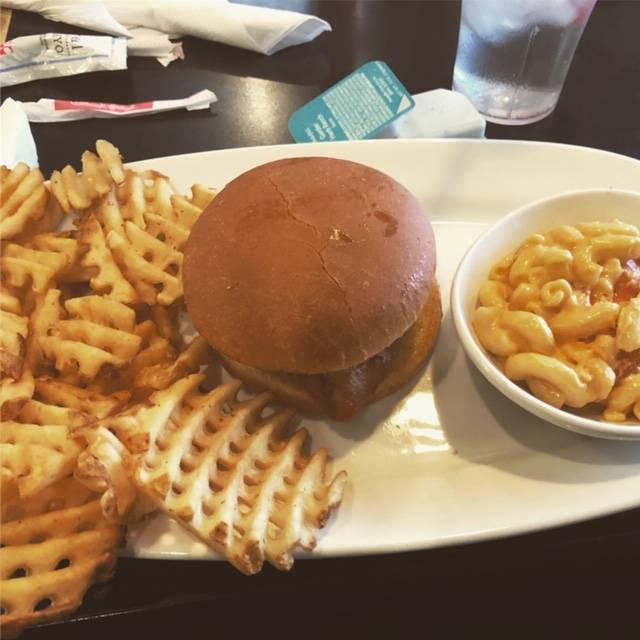 Chick-fil-A | restaurant | 1455 N Expy, Griffin, GA 30223, USA | 7702331712 OR +1 770-233-1712