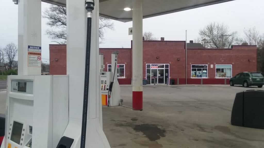 Mallys | restaurant | 2800 N Florissant Ave, St. Louis, MO 63107, USA | 3148333573 OR +1 314-833-3573