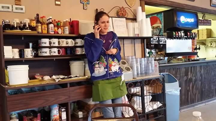 4-Way Grill | restaurant | 6121 E Antioch Rd, Springville, TN 38256, USA | 7316410100 OR +1 731-641-0100