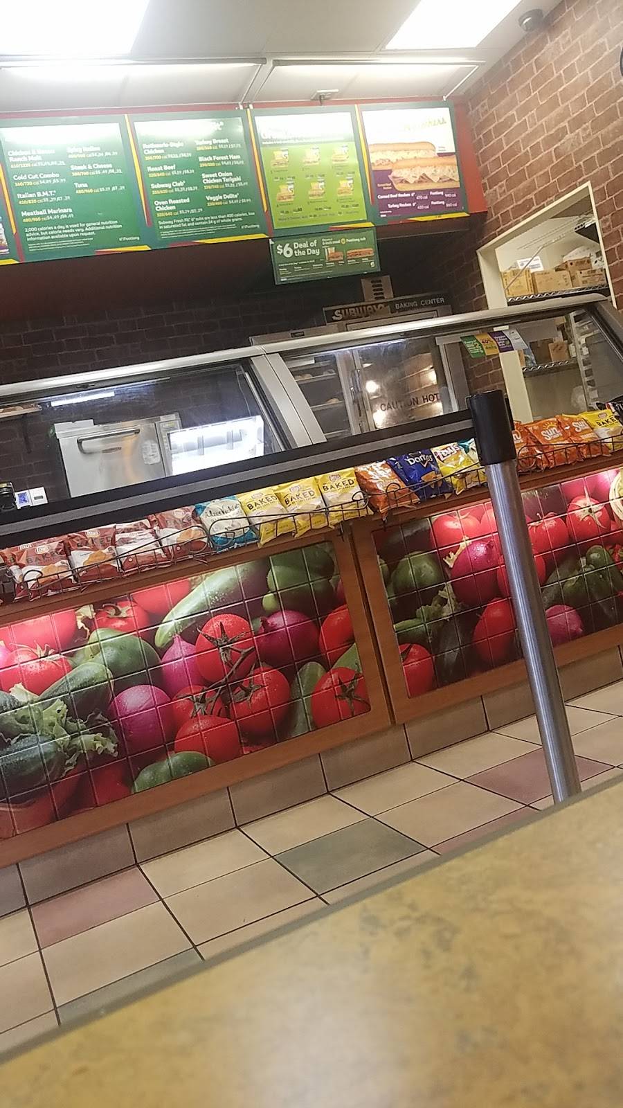 Subway Restaurants | restaurant | 9167 Kiefer Blvd Suite C Rosemont Plaza Shopping Center, Sacramento, CA 95826, USA | 9163627827 OR +1 916-362-7827