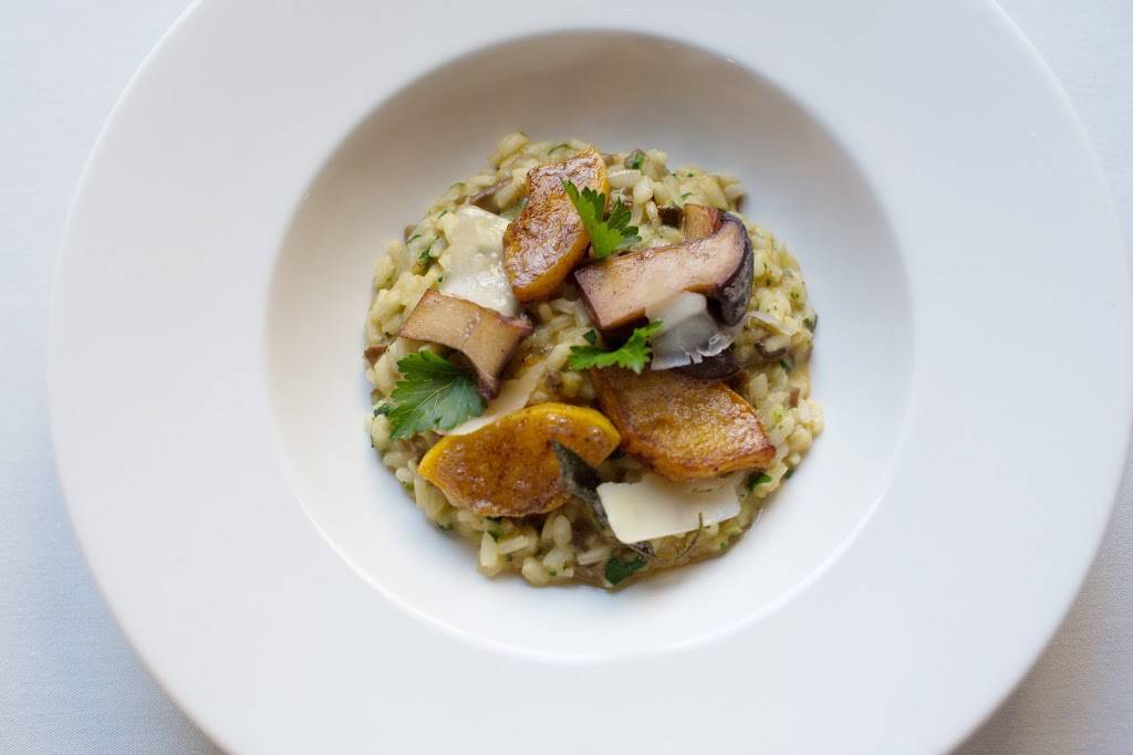 Julias Restaurant | restaurant | 2315 Durant Ave 2nd floor, Berkeley, CA 94704, USA | 5102801547 OR +1 510-280-1547