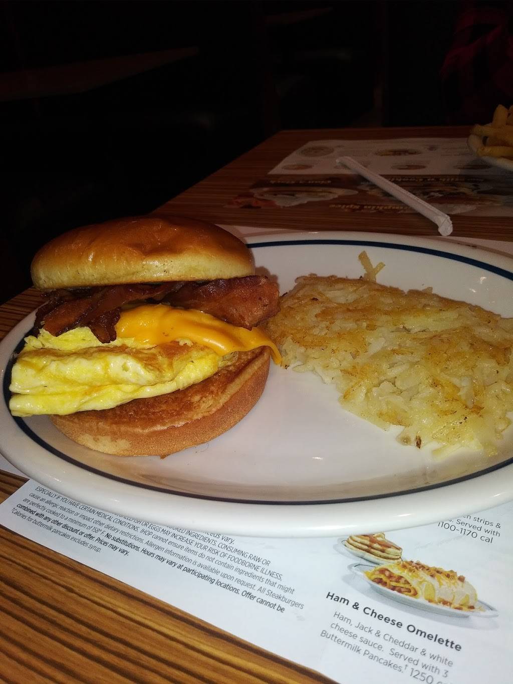 IHOP | restaurant | 17887 Bagley Rd, Middleburg Heights, OH 44130, USA | 4406250030 OR +1 440-625-0030