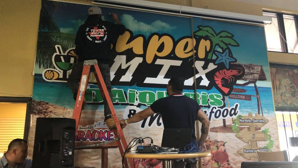 SUPER MIX MARISCOS RESTAURANT | restaurant | 290 E Corporate Dr suite a, Lewisville, TX 75067, USA | 4696309099 OR +1 469-630-9099