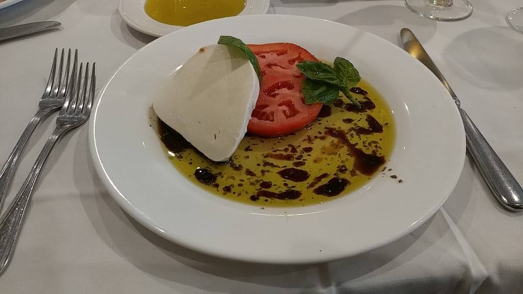 Steves Piccola Bussola II | restaurant | 41 Jackson Ave, Syosset, NY 11791, USA | 5163648383 OR +1 516-364-8383