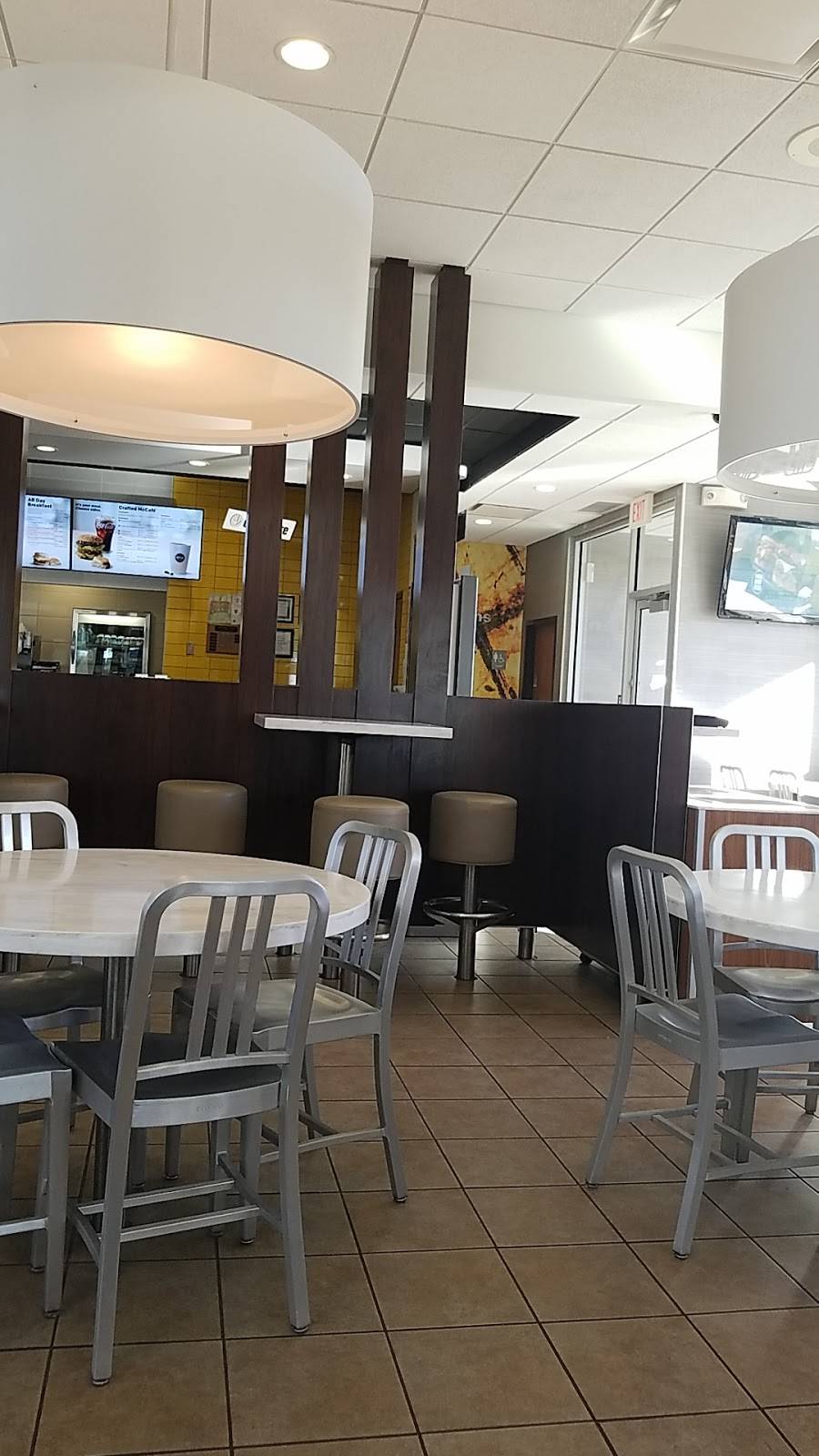 McDonalds | cafe | 3066 N Goliad St, Rockwall, TX 75087, USA | 2147713850 OR +1 214-771-3850