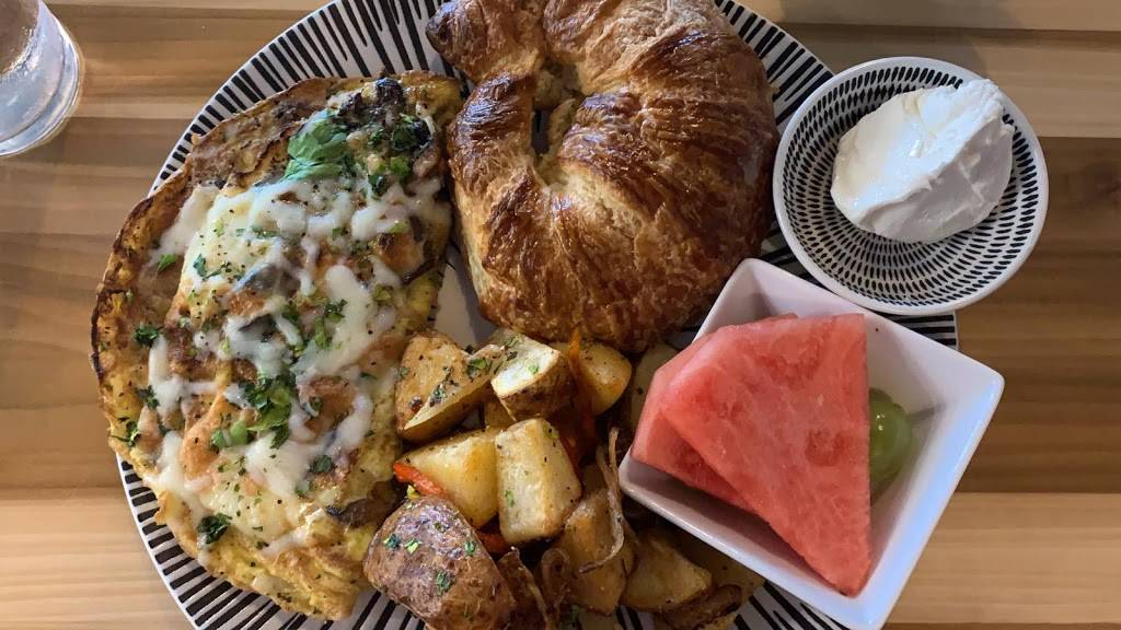 The Market Local Comfort Cafe | restaurant | 13534 Preston Rd, Dallas, TX 75240, USA | 4696775424 OR +1 469-677-5424