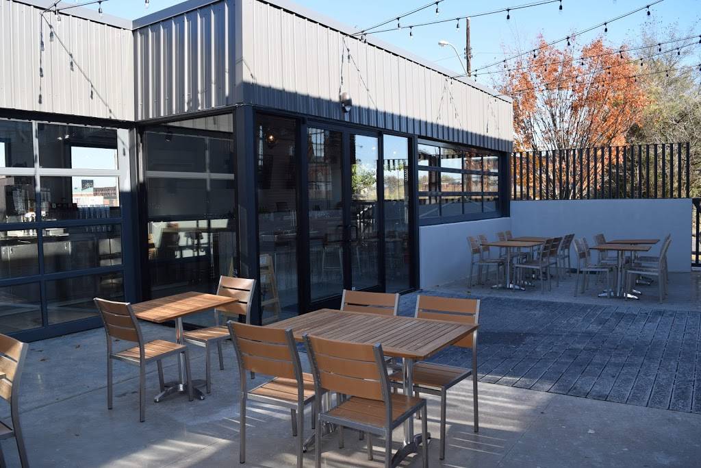 Slider Inn - Downtown | restaurant | 363 Mulberry St, Memphis, TN 38103, USA | 9017296900 OR +1 901-729-6900