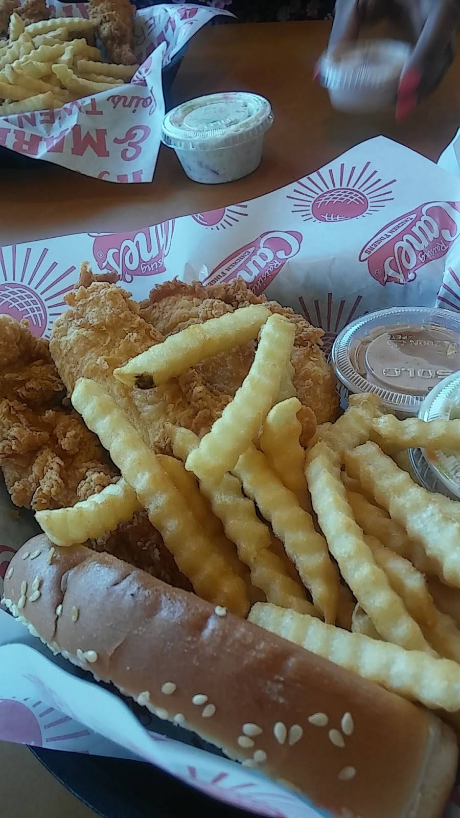 Raising Canes Chicken Fingers | meal takeaway | 4100 Belt Line Rd, Addison, TX 75001, USA | 9728517960 OR +1 972-851-7960