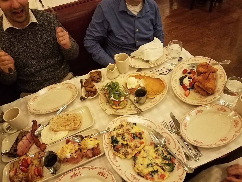 Maggianos Little Italy | restaurant | 5333 Wisconsin Ave NW, Washington, DC 20015, USA | 2029665500 OR +1 202-966-5500