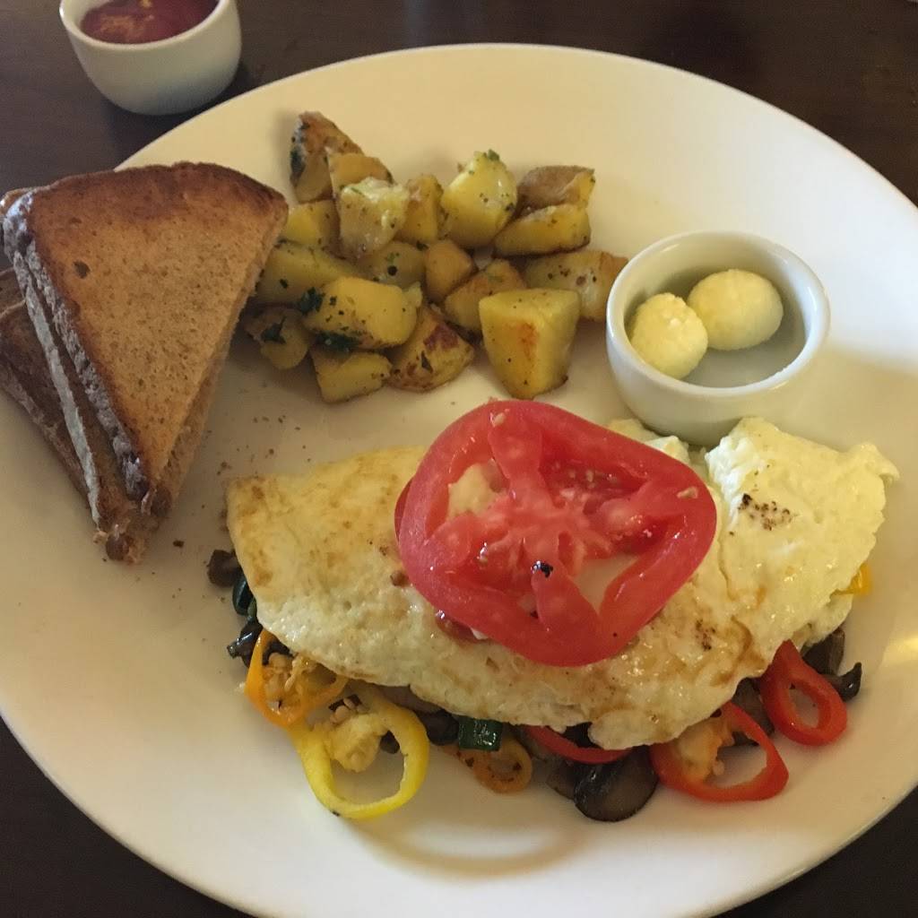 Brasserie Restaurant & Lounge | restaurant | 170 Railroad St, Santa Rosa, CA 95401, USA | 7076367388 OR +1 707-636-7388