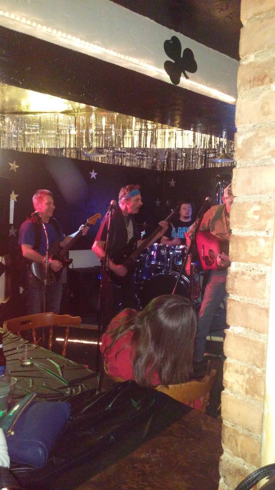 Cleveland Street bar and grill. | restaurant | 227 Cleveland St, Elyria, OH 44035, USA | 4403661622 OR +1 440-366-1622