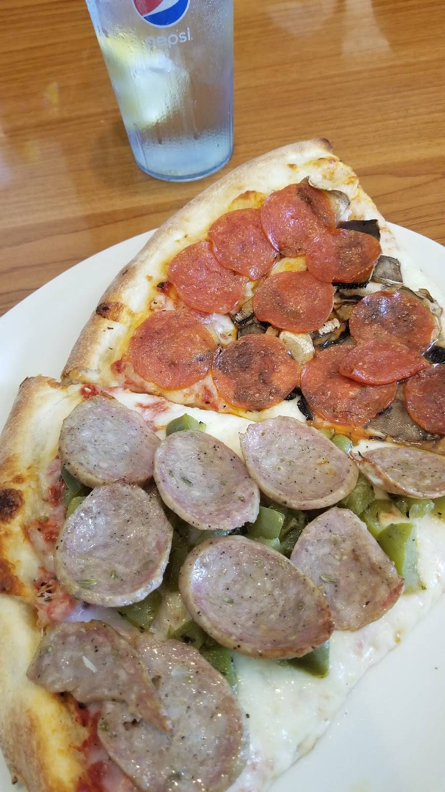 Westshore Pizza | restaurant | 9641 Commercial Way, Brooksville, FL 34613, USA | 3526007995 OR +1 352-600-7995