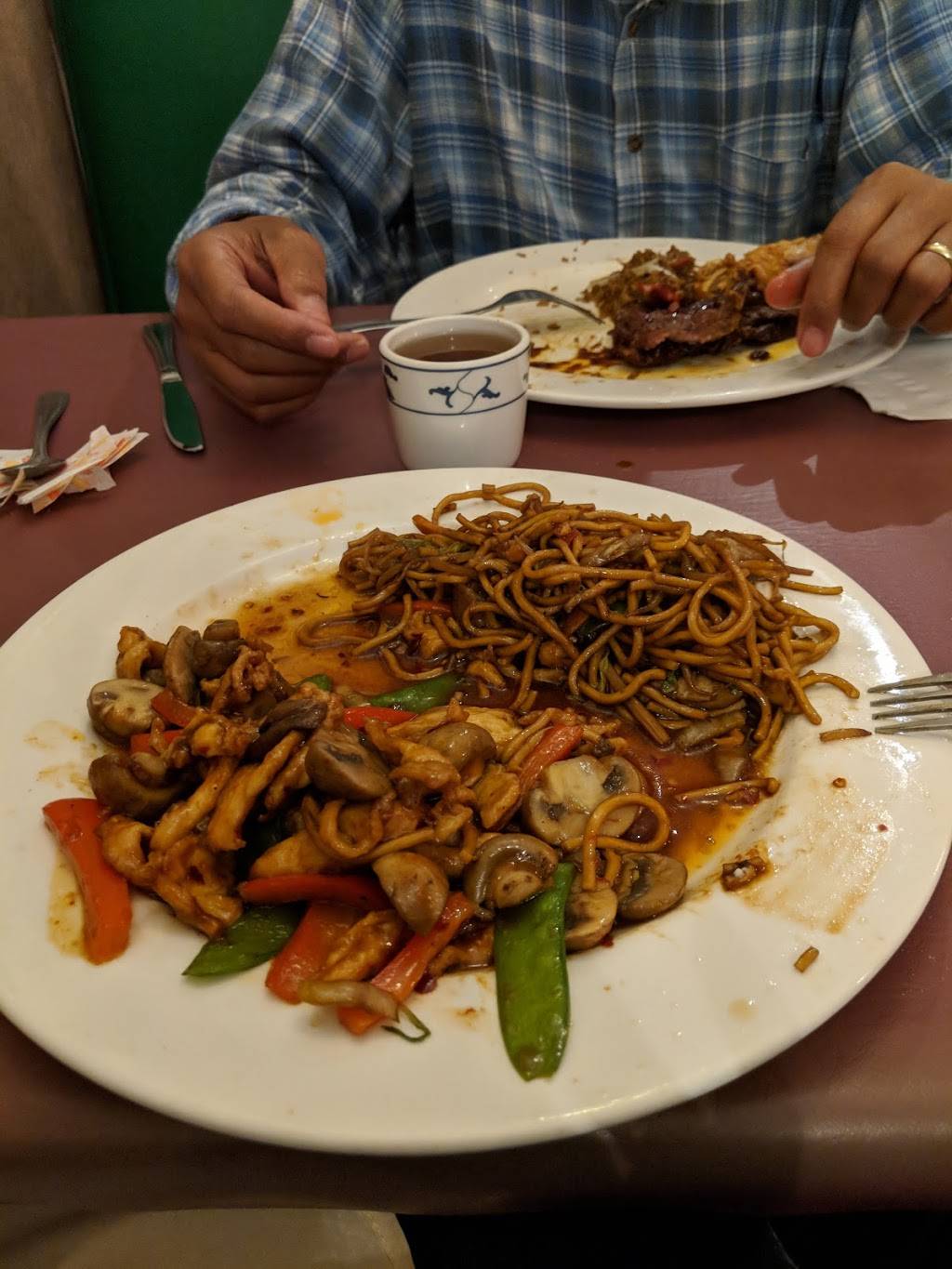 Meis | restaurant | 117 Main St, Pembroke, NH 03275, USA | 6034852888 OR +1 603-485-2888