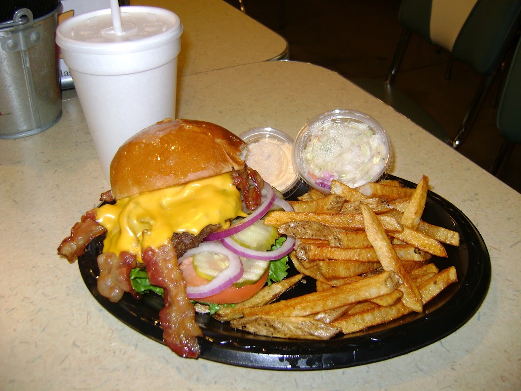 Andys Garage | meal takeaway | 920 E Lake St #161, Minneapolis, MN 55407, USA | 6128862602 OR +1 612-886-2602