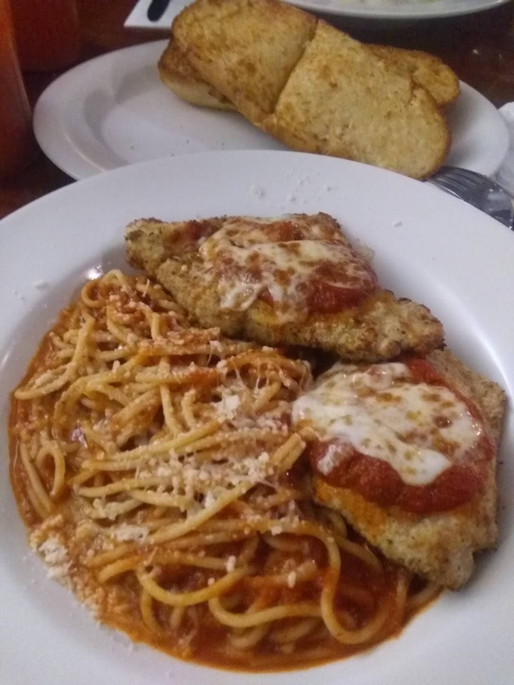 Farfallas Cucina Italiana | restaurant | 5250 Arlington Ave, Riverside, CA 92504, USA | 9513545100 OR +1 951-354-5100