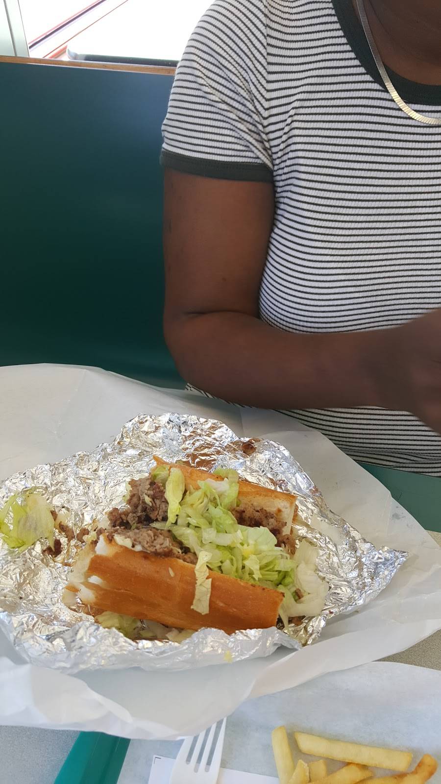 Nicks Gyros | restaurant | 7858 S Ashland Ave, Chicago, IL 60620, USA | 7732246612 OR +1 773-224-6612