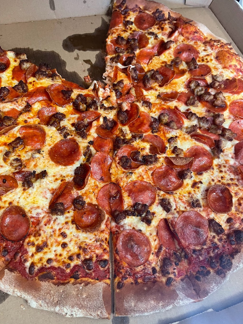 Tahoes Pizza | restaurant | 1205 Plaza Ave, Escalon, CA 95320, USA | 2098386611 OR +1 209-838-6611