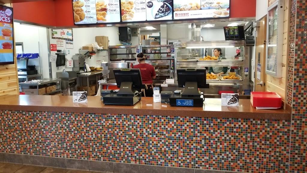 Popeyes Louisiana Kitchen | restaurant | 1541 E Valley Pkwy, Escondido, CA 92027, USA | 7608399166 OR +1 760-839-9166