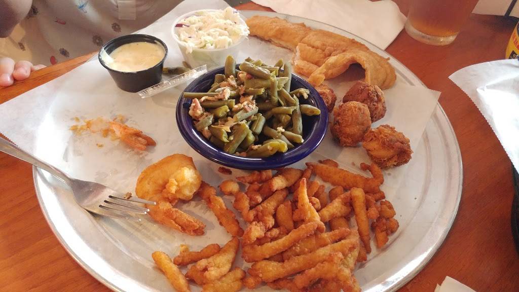 Charlie Horse Restaurant | restaurant | 810 S Atlantic Ave, Ormond Beach, FL 32176, USA | 3866724347 OR +1 386-672-4347