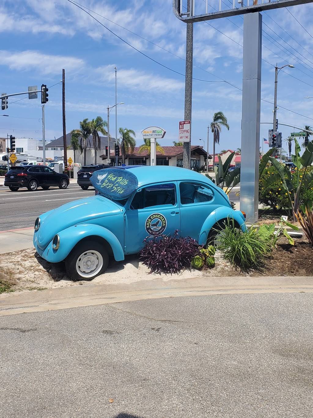 Ensenadas Surf N Turf Grill | restaurant | 900 Pacific Coast Hwy, Hermosa Beach, CA 90254, USA | 3103726088 OR +1 310-372-6088