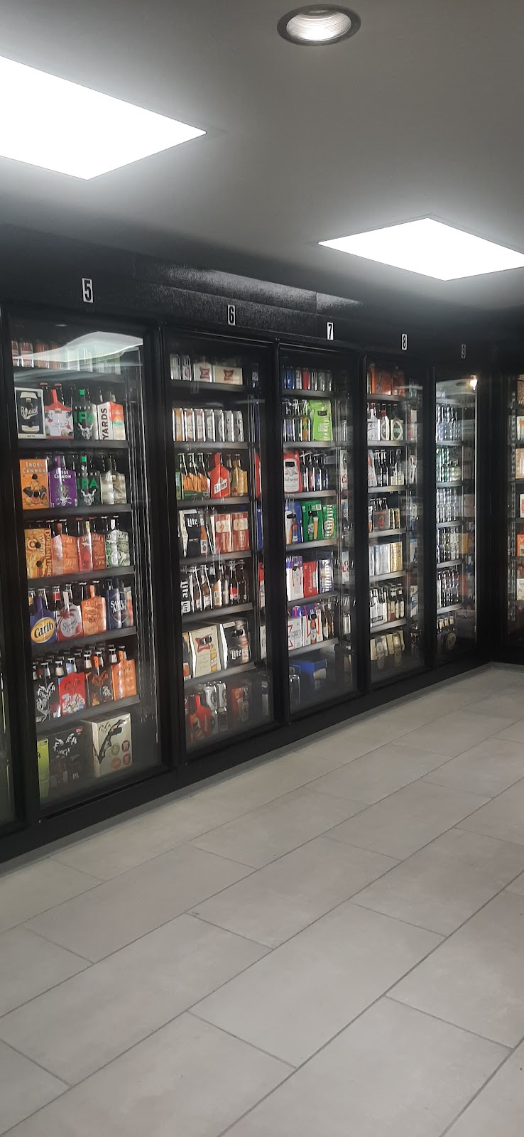 Hyattsville Spirits and Grill | restaurant | 5350 Queens Chapel Rd, Hyattsville, MD 20782, USA | 2407708670 OR +1 240-770-8670