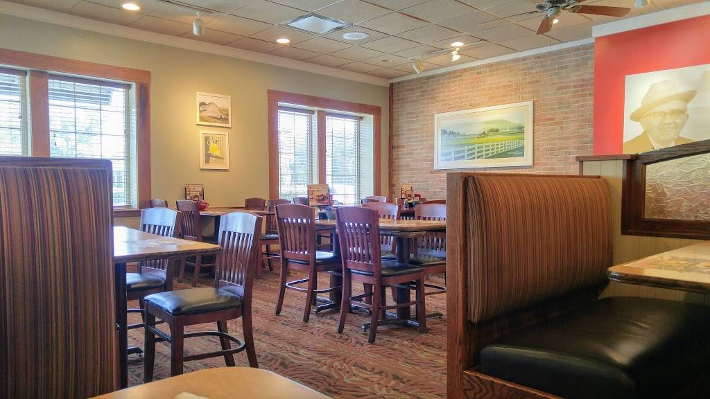 Bob Evans | restaurant | 4985 E Silver Springs Blvd, Ocala, FL 34470, USA | 3524380230 OR +1 352-438-0230