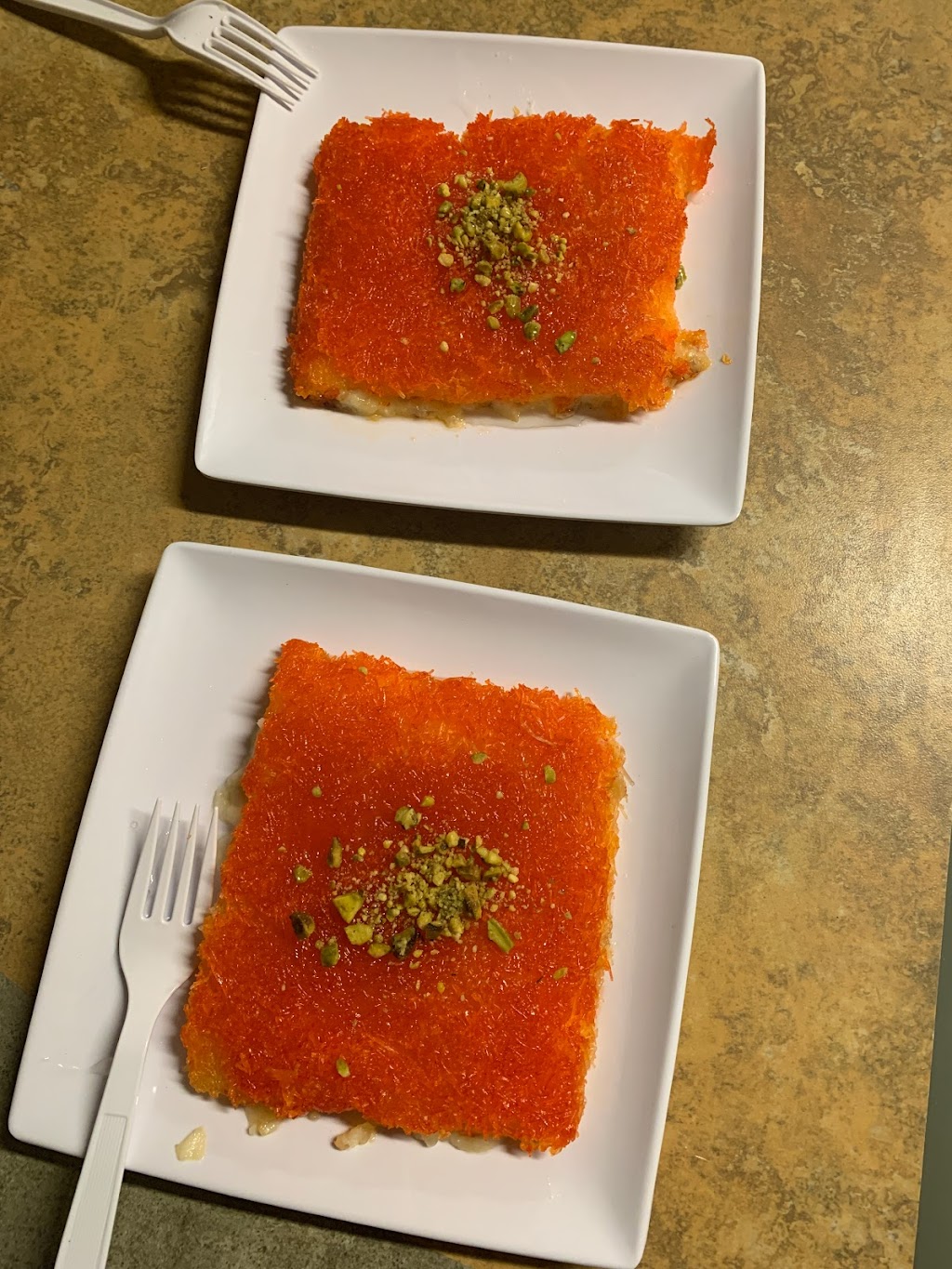 NARROWS GYRO | restaurant | 6603 6th Ave, Tacoma, WA 98406, USA | 2535031674 OR +1 253-503-1674