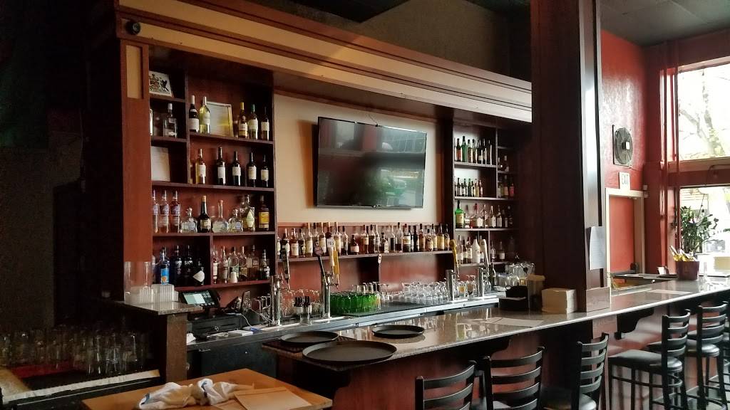 Pams Kitchen | restaurant | 1715 N 45th St, Seattle, WA 98103, USA | 2066967010 OR +1 206-696-7010