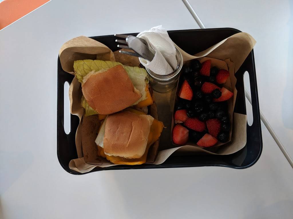 The Foxes Boxes | restaurant | 622 N 4th St, Wilmington, NC 28401, USA | 9107690125 OR +1 910-769-0125