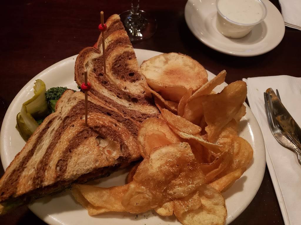 Winchells Pub & Grill | restaurant | 199 E Warm Springs Rd, Las Vegas, NV 89119, USA | 7023097600 OR +1 702-309-7600