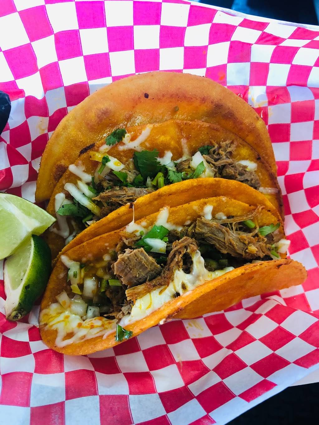 El Taco Rojo Birrieria | restaurant | 500 S Union Ave, Bakersfield, CA 93307, USA | 6614904035 OR +1 661-490-4035