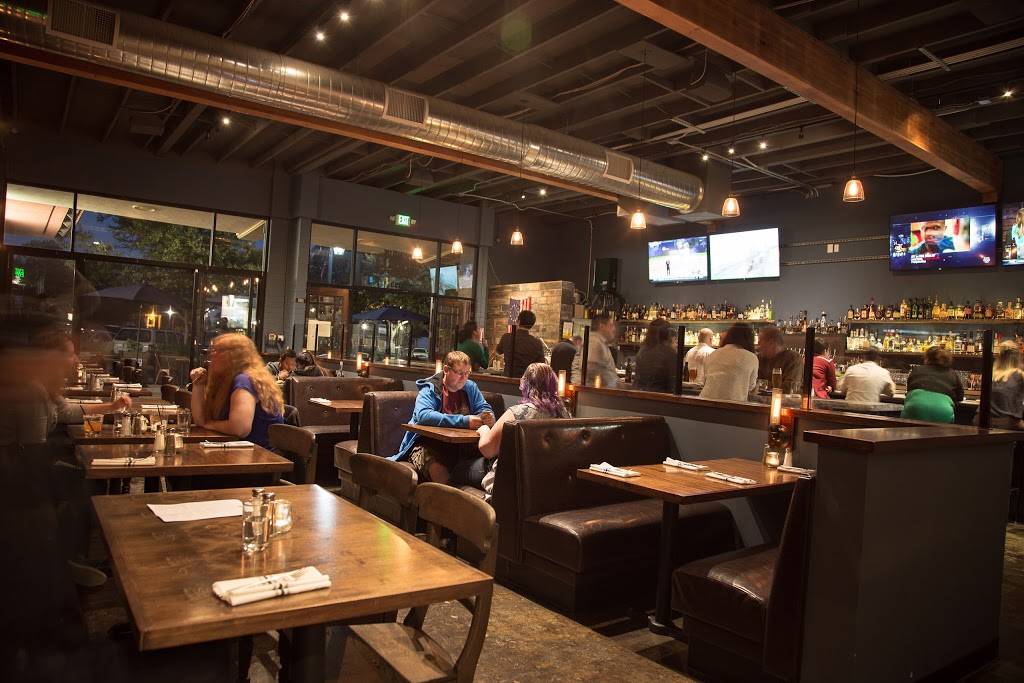 SONS OF LIBERTY ALEHOUSE | restaurant | 150 W Juana Ave, San Leandro, CA 94577, USA | 5103527652 OR +1 510-352-7652