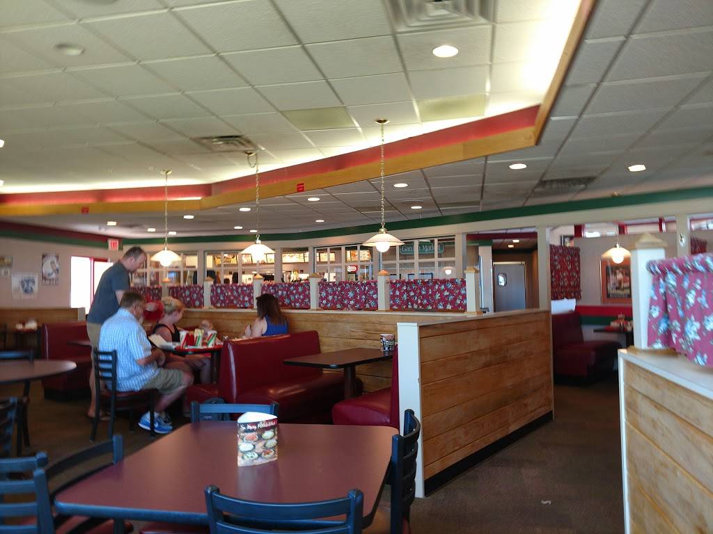 Rocky Rococo Pizza and Pasta | restaurant | 774 W Johnson St, Fond du Lac, WI 54935, USA | 9209226100 OR +1 920-922-6100